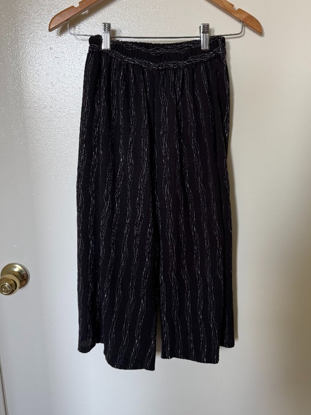 Black White Pull On Culottes Flowy Crop Pants S